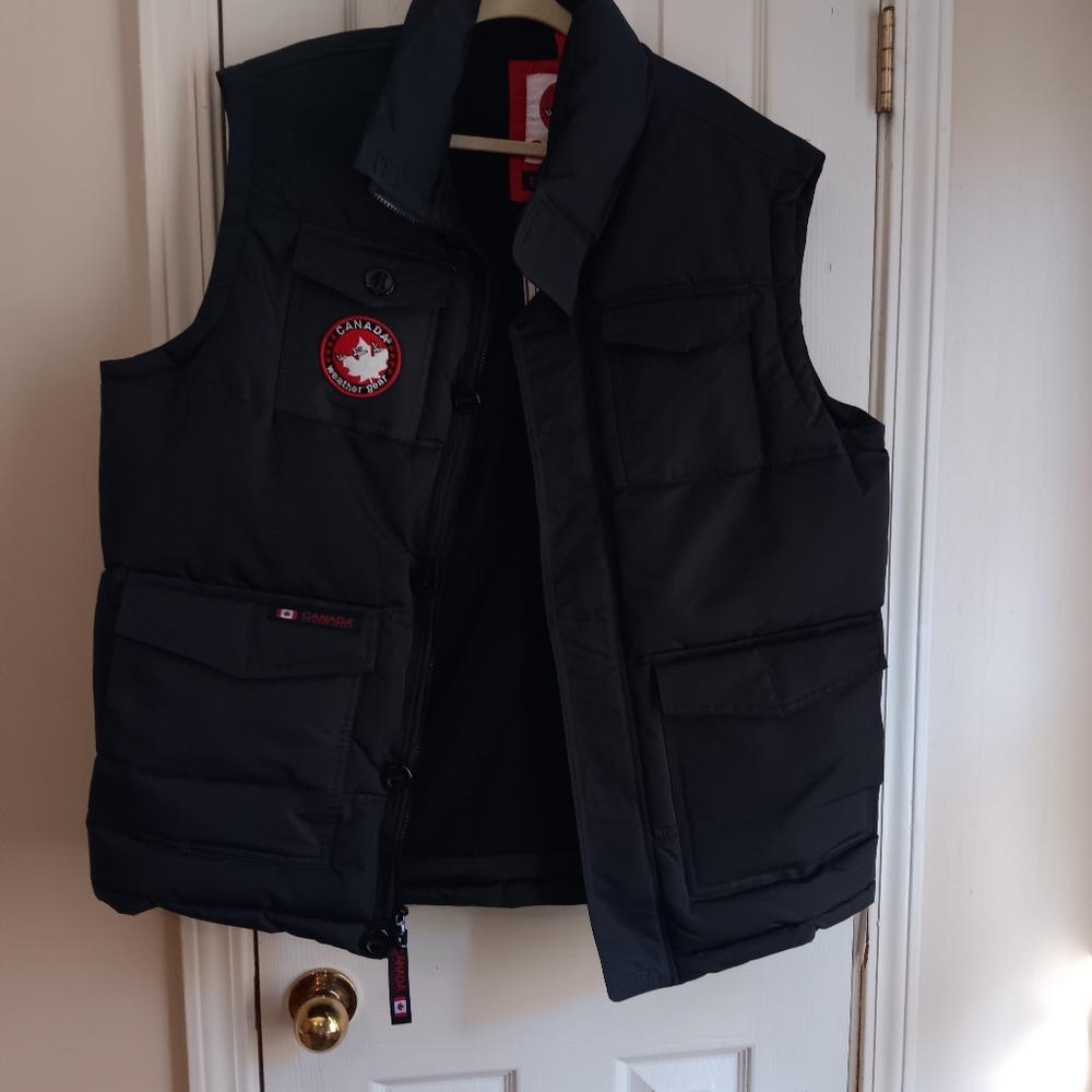 Canada weather gear puffer vest